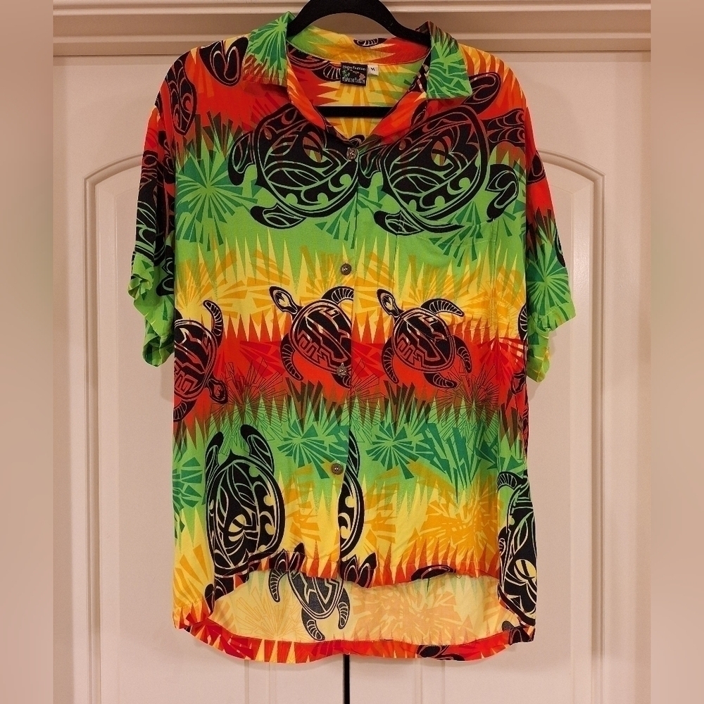 Aloha Fashion Women's Hawaiian Short-Sleeve Shirt Casual Button-Down MultiColor